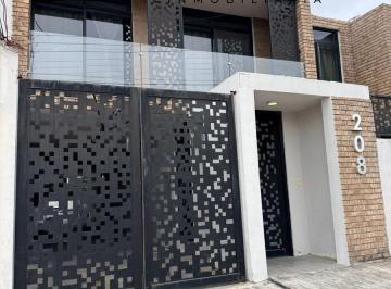 Departamento · 100m² · 3 Recámaras · 2 Estacionamientos · Depto en Renta con Porton Electrico y Equipado en Zona Dorada de Tampico