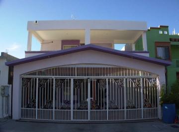 Casa de 3 habitaciones, La Paz · Casa Grande en Venta en Camino Real