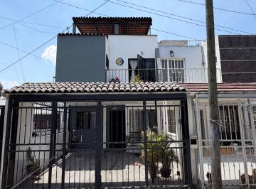 Casa en condominio de 2 habitaciones, San Pedro Tlaquepaque · Casa con 83 m² de Terreno, 2 Recámaras en Venta en Parques de Santa María