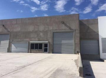 ca269f4db1f2d196f0650dd63e45fa7c2d9f05f06fdf83ecd5c97031dcc40a62 · Bodega Renta en Complejo Industrial Chihuahua