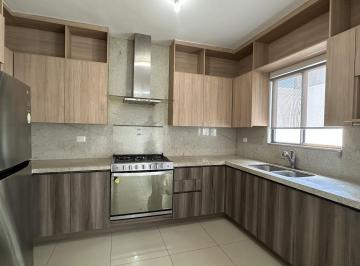Casa · 3 Recámaras · 2 Estacionamientos · Casa en Renta en Esquina, Arbórea Residencial, García Nl