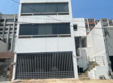 1 · Casa en Venta en Vista Hermosa, Monterrey, N. L.