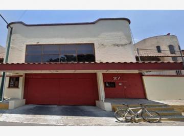 Casa de 3 habitaciones, Coyoacán · Venta de Casa en Paseos de Taxqueña