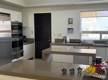 Casa de 4 habitaciones, Monterrey · Casa en Venta en Sierra Alta Carretera Nacional Monterrey Nl