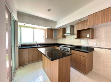 Casa en condominio de 3 habitaciones, Guadalajara · Casa en Renta en Jardines del Nilo