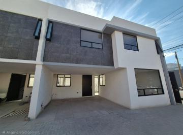 Casa de 4 habitaciones, Puebla · Venta de Casa Zona Buap