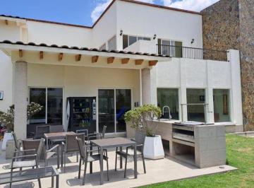 Casa en condominio · 273m² · 3 Recámaras · 3 Estacionamientos · Venta de Casa en Residencial Vitalia en San Francisco San Mateo Atenco