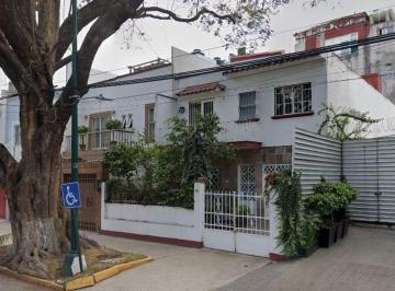 Casa de 4 habitaciones, Miguel Hidalgo · Casa en Polanco en Recuperacion Bancaria Cerca de Palacio de Hierro