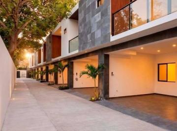 Casa · 164m² · 3 Recámaras · 2 Estacionamientos · Venta de Casa en Adalberto Tejeda Cerca de Sam*s