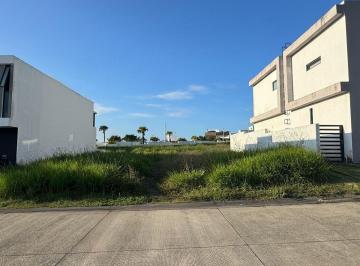 b421a55af311dd5d866eb07ca3ed47e1db8f1a258ab048ac4f8314954f9edbd6 · Terreno en Venta en Veracruz Fracc. Punta Tiburón Residencial Marina