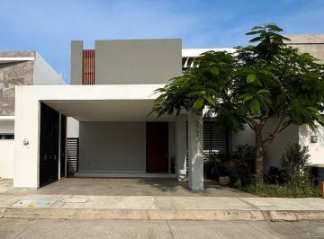 838d6541beb29e37073e972827e8441a6e835ab65ae0922c6e201f833bbc0a5c · Casa en Venta en Veracruz Fracc. Lomas del Dorado con Hab. en P. B