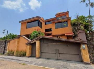 Casa de 5 habitaciones, Cuernavaca · Preciosa Casa en Venta Ubicada en Cuernavaca, Morelos