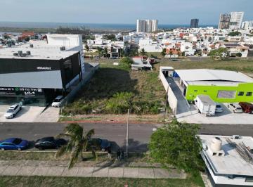 8b2a9742de85f11c389dca1ba5a0f80f338b55bffb784639ed9de2187148ee0f · Terreno en Renta en Veracruz Sobre Boulevard Riviera Veracruzana Es Comercial