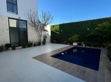 Casa en condominio de 4 habitaciones, Mérida · Casa en Venta en Merida Yucatan Temozon Barlovento