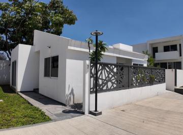 Casa · 107m² · 2 Recámaras · 1 Estacionamiento · Casa en Chapultepec