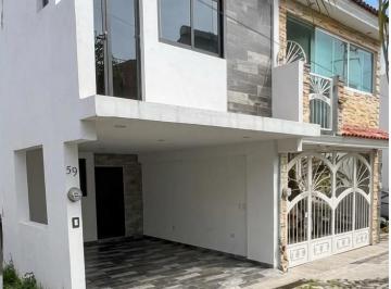 Casa en condominio de 3 habitaciones, Zapopan · Casa en Coto con Terraza | 3 Recámaras | Zapopan, a 3 Min de López Mateos