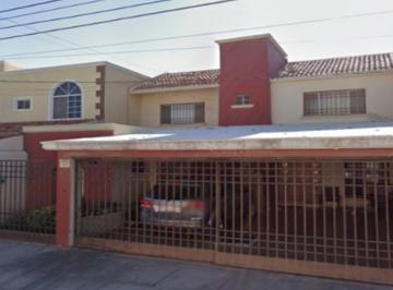 Casa de 4 habitaciones, Torreón · Oferta! Los Viñedos Torreon: Zona Dorada, Alta Plusvalia y Ahorro Especial Bajo Mercado.!
