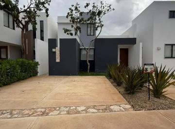 1 · Casa en Venta en Merida en Privada con Amenidades, Caucel, Mod G