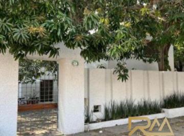 Casa · 334m² · 3 Recámaras · 2 Estacionamientos · Casa en Venta Col. Minerva