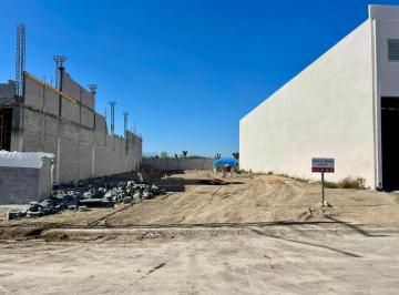 1 · Terreno en Renta con Bodega Contigua en Terra Park Norte, Salinas Victoria N. L.