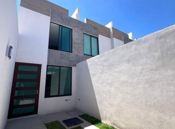 Casa de 2 habitaciones, Puebla · Venta de Bonita Casa en San Francisco Mayorazgo