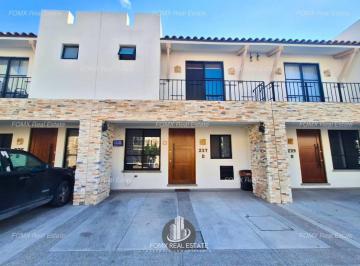 Casa · 157m² · 3 Recámaras · 2 Estacionamientos · Casa Amueblada en Renta en Sacromonte Residencial