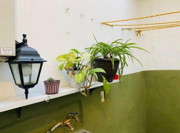 Casa de 3 habitaciones, Atizapán de Zaragoza · Casa en Venta de 3 Habitaciones Atras de La Plaza, Bien Ubicada, 2 Baños,1 Estacionamiento