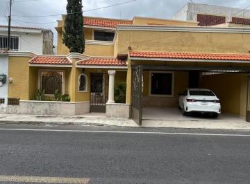 1 · Casa en Venta en Mérida – Col. La Florida Pinos
