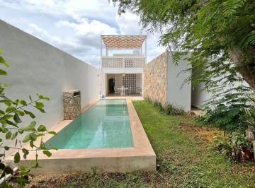 1 · Casa en Venta en Merida en Itzimna