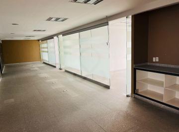 Oficina · 370m² · 11 Estacionamientos · Oficina en Renta en Lomas Altas