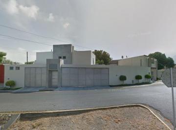 Casa de 5 habitaciones, Monterrey · Casa en Venta en Contry Monterrey Nuevo Leon