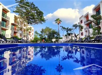 Departamento · 87m² · 2 Recámaras · 2 Estacionamientos · Ombu Condos, Av Huayacan / Amueblado