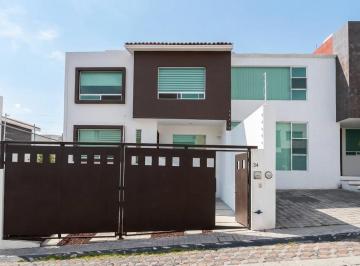 Casa de 3 habitaciones, Querétaro · Casa en Venta en Milenio III, Querétaro | Excelente Ubicación y Plusvalía
