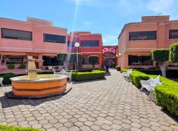 Casa de 3 habitaciones, Querétaro · Se Renta Casa en Inmejorable Ubicación, Fracc Vitrales, Queretaro
