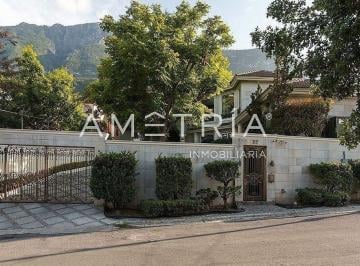 Casa de 3 habitaciones, San Pedro Garza García · Casa en Venta Pedregal del Valle