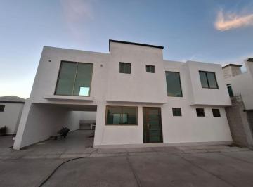 Casa de 3 habitaciones, Metepec · Casa en Venta en Metepec, Estado de México