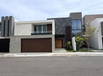Casa · 386m² · 3 Recámaras · 2 Estacionamientos · Casa en Venta con Alberca en Playas del Conchal Riviera Veracruzana Alvarado Veracruz