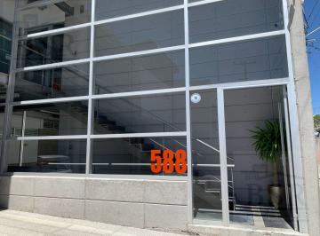 Local comercial · 40m² · 3 Recámaras · 1 Estacionamiento · Local - Fraccionamiento Cuesta Bonita