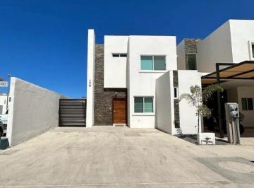 9c98caf2fef508c8423969cd07553e4795c0a96fc3211d7a29ad018ab96a93c1 · Casa Punta Arena