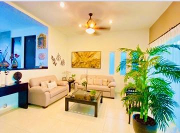 33344090fd8f3ba0dd9871018f5bebb63d56b08d7af5378bca1ec3236d164baa · Casa en Venta en Cancun, en La Vista, El Table, Quintana Roo, Estudio en Pb