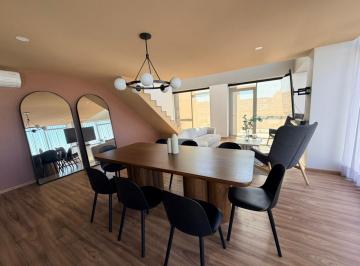 Departamento · 169m² · 2 Recámaras · 2 Estacionamientos · Departamento Amueblado de Lujo en Zona Norte, Meridiano 101, Leon Gto.