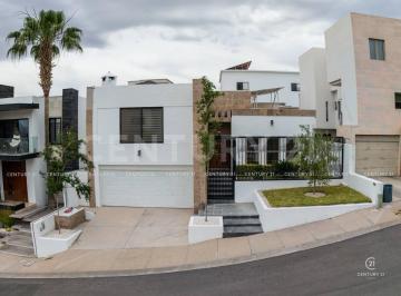 Casa · 421m² · 3 Recámaras · Casa en Venta en Bosques de San Francisco, Chihuahua, Chih.