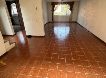 Casa de 3 habitaciones, Naucalpan de Juárez · Satelite, en Fraccionamiento Cerrado con Vigilancia, Llena de Luz