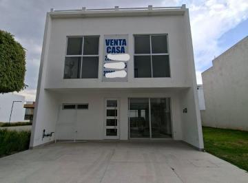 Casa de 3 habitaciones, Puebla · Casa en Venta en Sendero del Fresno (Zona Cementera)