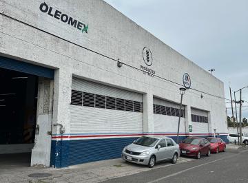 Bodega comercial de 3 habitaciones, Guadalajara · Bodega en Renta en Av Colon