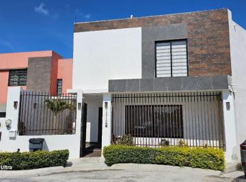 Casa · 380m² · 4 Recámaras · Casa en Venta Fracc. Vista Hermosa
