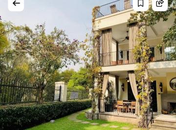 Casa de 5 habitaciones, Miguel Hidalgo · Residencia de Lujo en Lomas de Chapultepec
