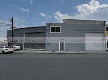 Nave industrial · 650m² · 4 Estacionamientos · Nave Industrial en Renta en Montenegro