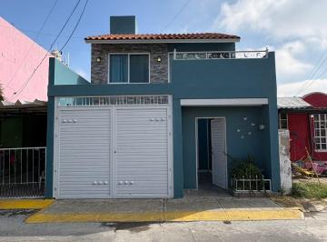 Casa de 4 habitaciones, Tlajomulco de Zúñiga · Casa en Vienta Villas de de La Hacienda, Tlajomulco