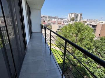 Departamento de 3 habitaciones, Querétaro · Espectacular Departamento con Doble Terraza con Vista Al Atardecer en El Refugio. Muy Amplio 3 Recám